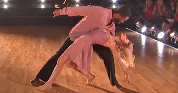 Evanna Lynch Dressed as a Black Cat for DWTS Halloween 