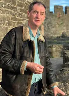Paul Remfry, Great Castles of Ireland tour guide