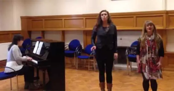 Irish students perform beautiful rendition of Hallelujah