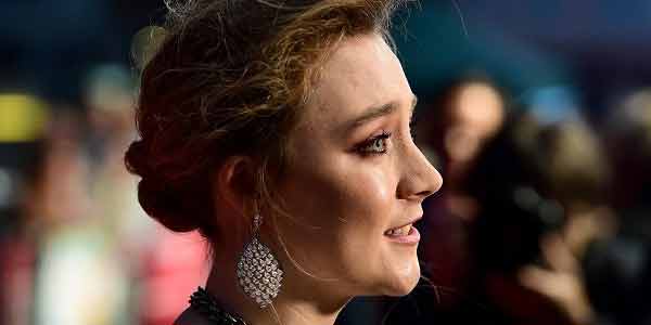 Saoirse Ronan 'not thinking about Oscars or diets'