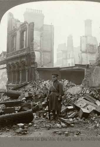 Stereoscopic view of Dublin ruins, 1916