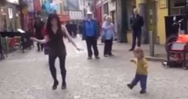 Toddler copies Irish dancer and becomes online star