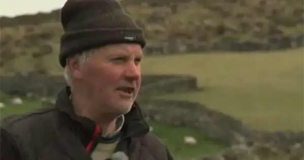 Nobody can understand this Co Kerry farmer's accent