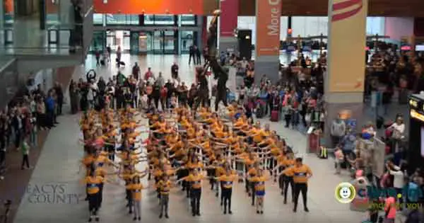 A flashmob of Irish dancers took over Shannon Airport
