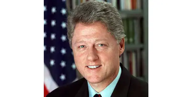Bill Clinton talks about Danny Boy lyrics in speech about global affairs