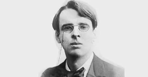 Hundreds of items of WB Yeats memorabilia are set to be sold at auction