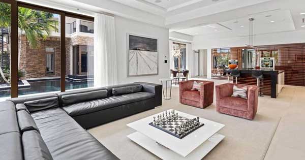 Rory McIlroy mansion chess