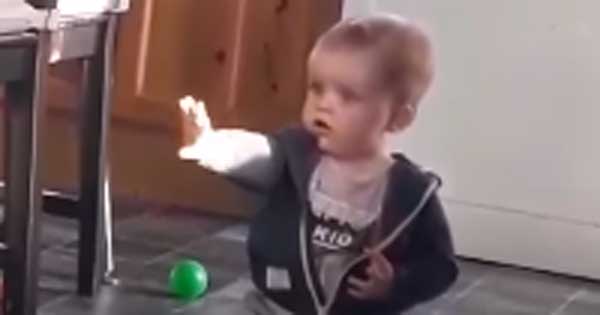 Mind = blown! Baby boy sees ray of sunlight for the first time
