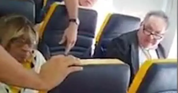 Man racially abuses black woman on Ryanair flight