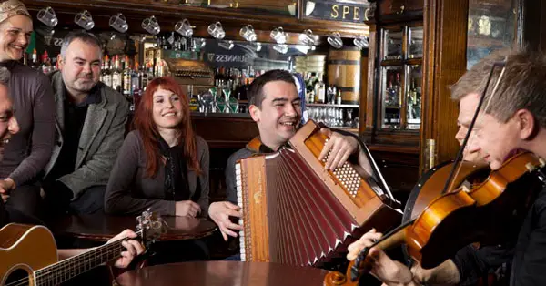 Dublin, city of music, honours Luke Kelly