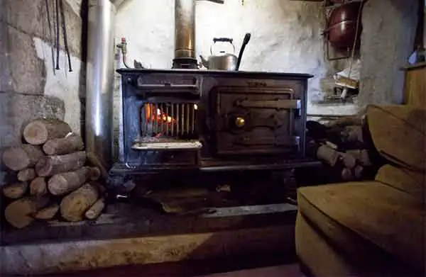 Cahercastle stove