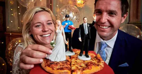 Don’t know how to please all your wedding guests? Pizza anyone?