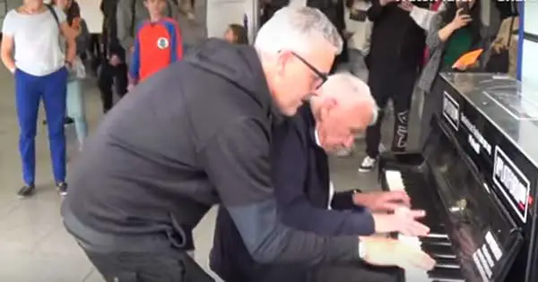 Two Irishmen meet by chance and play most amazing piano duet you’ve ever heard