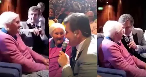 Daniel O'Donnell sings Danny Boy with 99-year-old fan