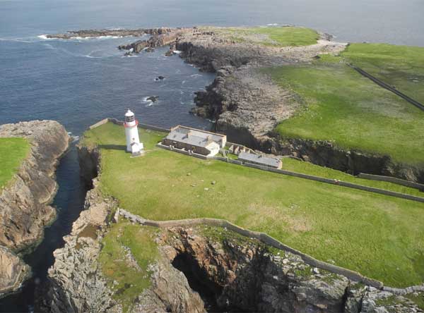 Irish lighthouse on secluded island could be the perfect sanctuary
