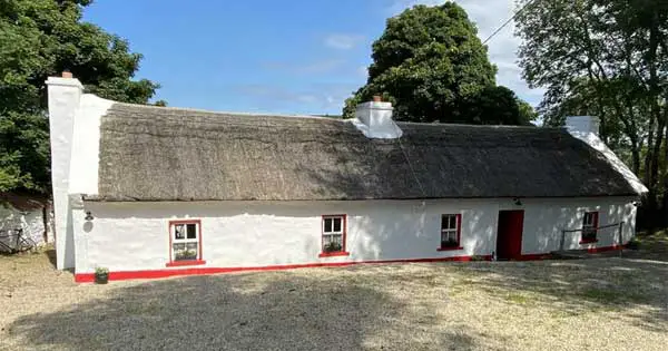 Violet Cottage is a blissful 300-year-old cottage in Donegal – take a look inside