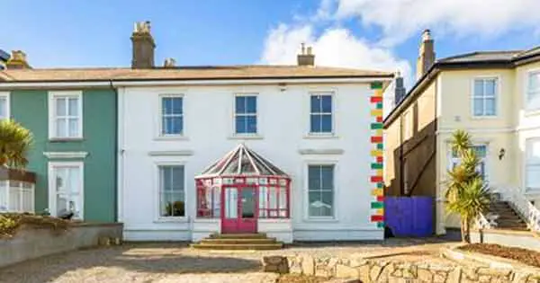 Take a look inside Sinéad O’Connor’s beautiful seafront home