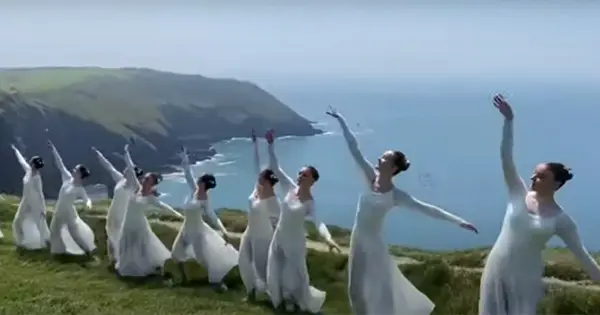 Ballet dancers celebrate the beauty of Ireland's Wild Atlantic Way
