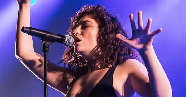 Lorde photo CC BY 2.0 Krists Luhaers