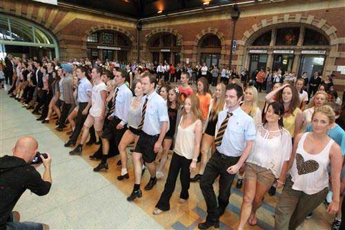 Flash mob of Irish dancers